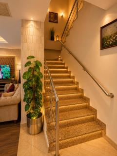 Luxury Top Floor Duplex Apartment 2 Master Bedrooms Plus 1 Single Bedroom Centaurus Mall Islamabad - 3