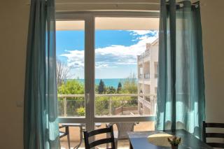 Sunny Byala Flat 2 Balconies - 3