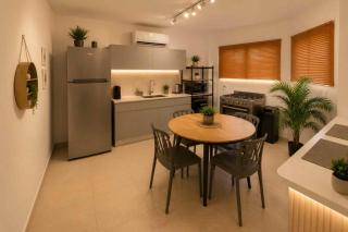Barak Royal suites 20 Garden jacuzzi - ג'קוזי בחצר - 1