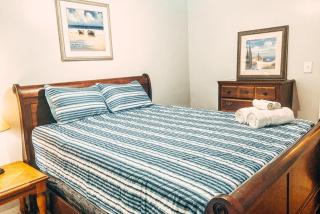 Scenic Mountain Views 4 Bedrooms 2 Bath Home - 1