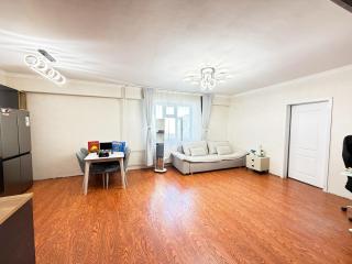Cozy Apartment Sleeps 4 Central Location - 0