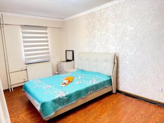 Cozy Apartment Sleeps 4 Central Location - 8
