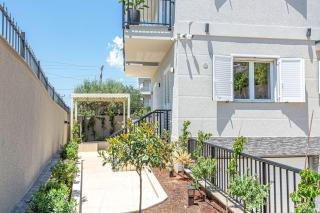 New Dhermi Icon 1 - Parking and Kitchen - 9