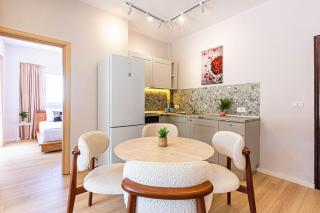 Dhermi's Icon Big 1BR Apt 3 - 1