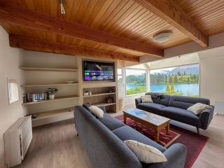 Stunning Mountain Lake views on The Terrace 16B - 3