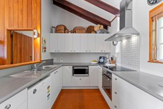 Tui Cottage - Kinloch - 6