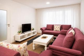 ELIZA B Fushë Kosovë Two-Bedroom Apartment with Balcony - 0