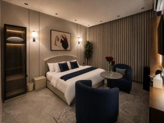 Toot Suites Studio - 3