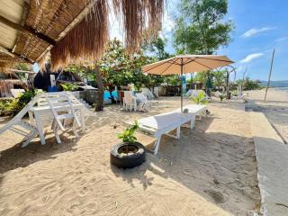 Nayah Beach Resort Sipalay Executive Room 3 - 5