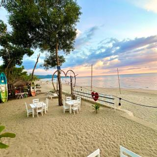 Nayah Beach Resort Sipalay Executive Room 3 - 3
