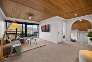Sunrise Retreat - lake and mountain views - 3