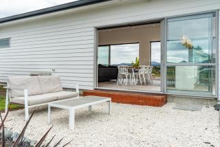 Beachy Dreams - modern, sunny in quiet cul-de-sac - 2