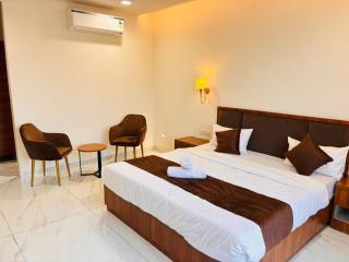 Hotel janki elite - 1