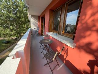 Le Relais des Cyclamens Bron - 6