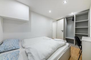 Modern City Lights Studio in Király street with AC - 8