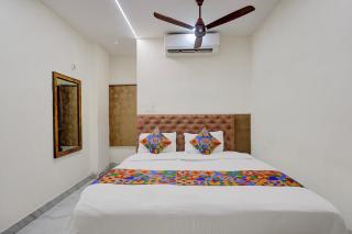 FabHotel Sree Surya Residency - 5