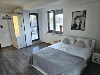 Studio Salonika, Mamaia Nord, Zona Alezzi - 5