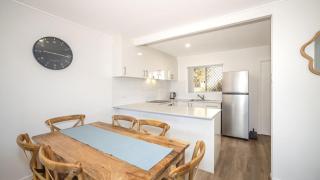 Bribie Bay Retreat - 2