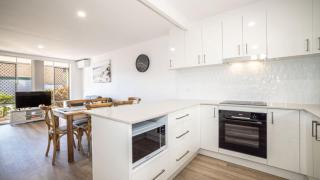 Bribie Bay Retreat - 7