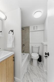 Bright Uptown Manhattan Studio Near Subway&Dining - 2