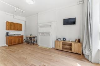 Bright Uptown Manhattan Studio Near Subway&Dining - 1
