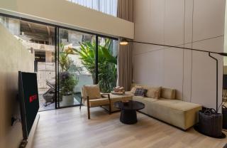 Luxury 2BR Berawa Loft | Private Pool, Near Cafe - 1