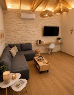 Boutique Home with Private Courtyard in Mani - 5