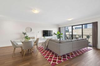 Modern 2 bedroom in Perth CBD with Pool and Gym - 1