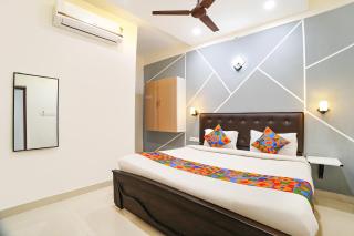 FabHotel Lloyds Inn I - 2