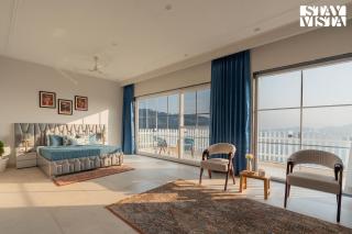 StayVista at Gazania Villa with Outdoor Pool, Bonfire - 1