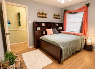 Family Retreat - Game Room Pool Table - Sleeps 13 - 6