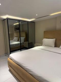 Amanah Mall Service Apartment model town - 4