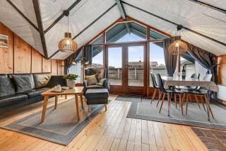 Fully Renovated - Cosy Holiday Home-Sj681 - 5