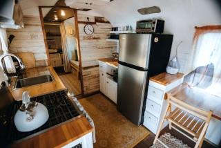 Beautiful Vintage Airstream on a Working Ranch for a Unique Getaway in Sandy Valley, Nevada - 9