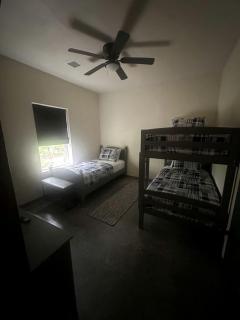 Spacious Lodge with Boat & Trailer Parking Near Keystone Lake | Sand Springs, Oklahoma - 2