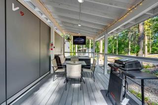 Stargazing Luxury Pod Retreat with Hot Tub in Broken Bow, Oklahoma - 5