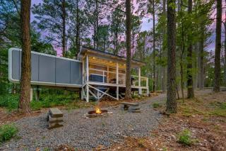 Futuristic Luxury Pod with Hot Tub Near Beavers Bend State Park, Oklahoma - 0