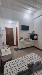 Budget Studio Type Near SM Cebu Arena - 2