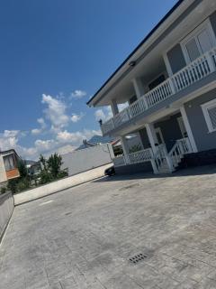 Vila Muhadri - 1