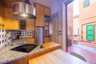 Riva Reno, Bologna by Short Holidays - 9