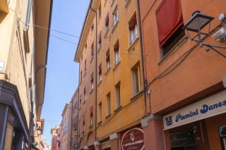 Maison D'Azeglio, Bologna by Short Holidays - 2