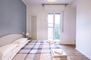 Sword House, Bologna by Short Holidays - 4