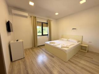 Greenstone Land - Corbu - 6