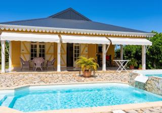 Villa avec piscine privée à Petit-Bourg, 100 m² - 3