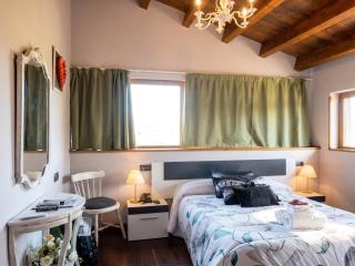 Spacious and Modern House in Cardeñuela Riopico - 1