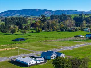 Geraldine Gem - New Executive Home - 8