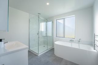 Geraldine Gem - New Executive Home - 6