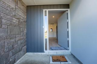 Geraldine Gem - New Executive Home - 8