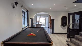 Heathrow 6B Home - Sleeps 12 Parking Garden WIFI - Colnbrook - 4