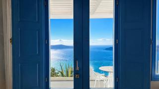 Santorini Theasis Suites - 7